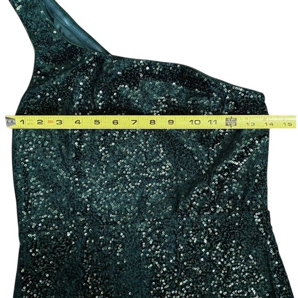 Lulu's One Shoulder Green Sequin Mini Dress Size M - Picture 2 of 10